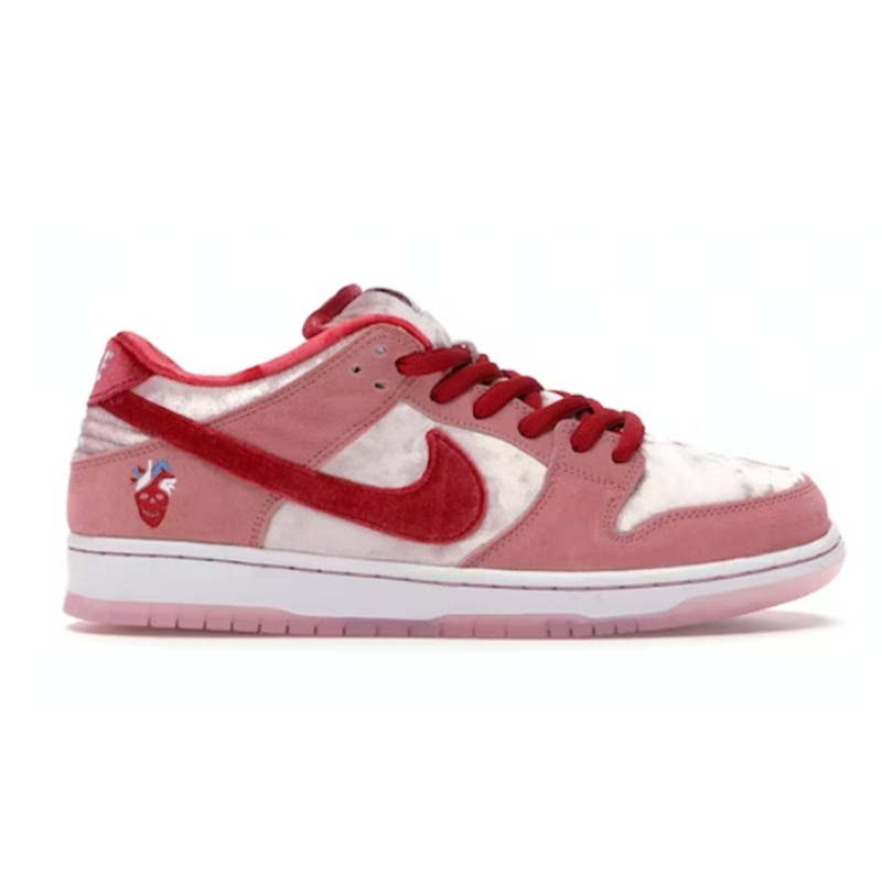 Nike SB Dunk Low StrangeLove Skateboards