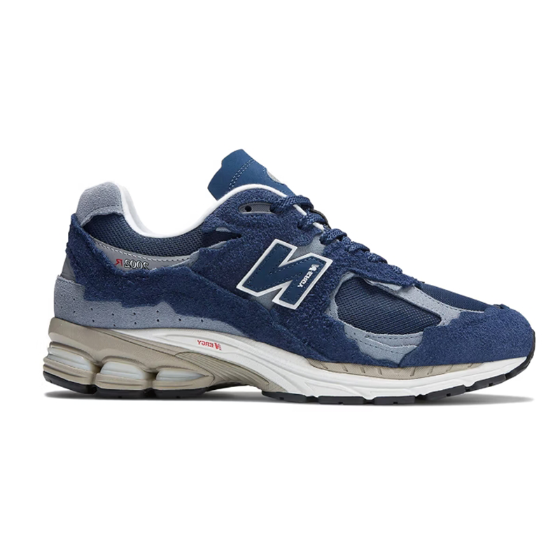 New Balance  2002R 