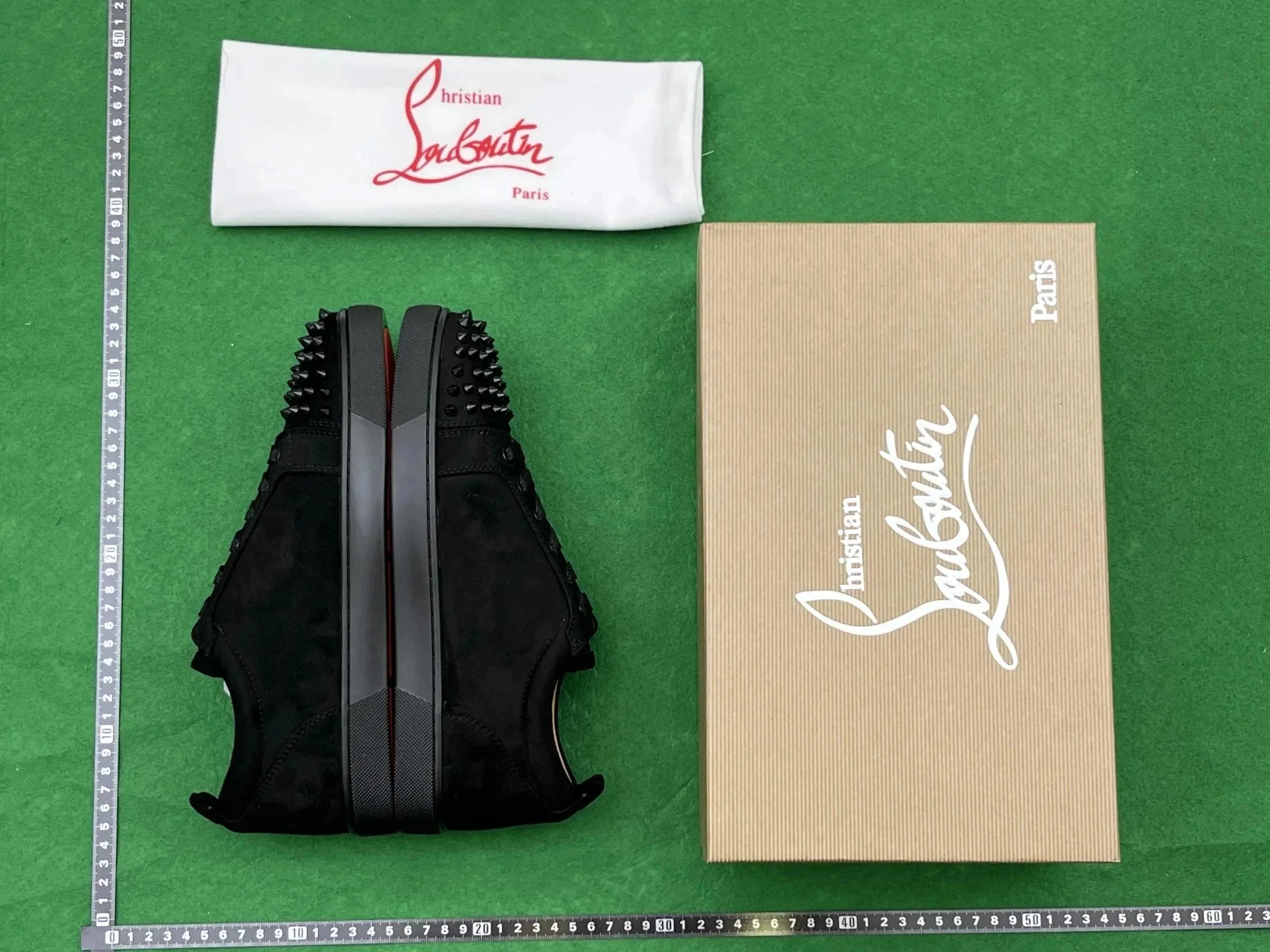 Christian Louboutin Christian Louboutin Louis Junior Spikes Flat Taupe