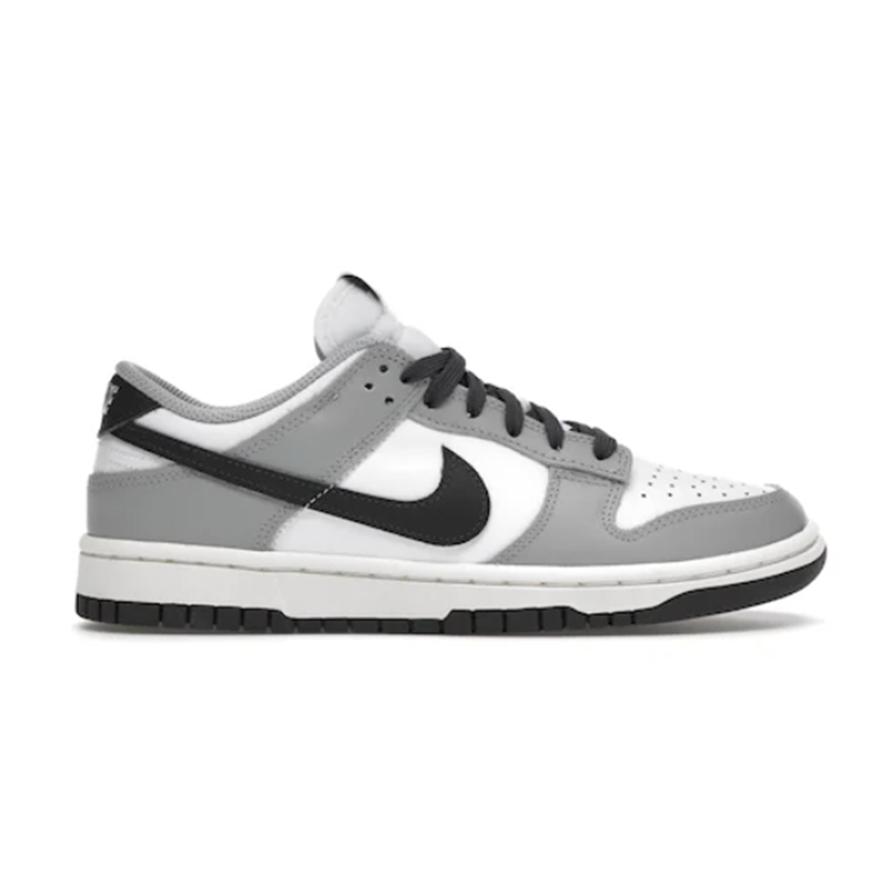 Nike Dunk Low Light Smoke Grey sneakers