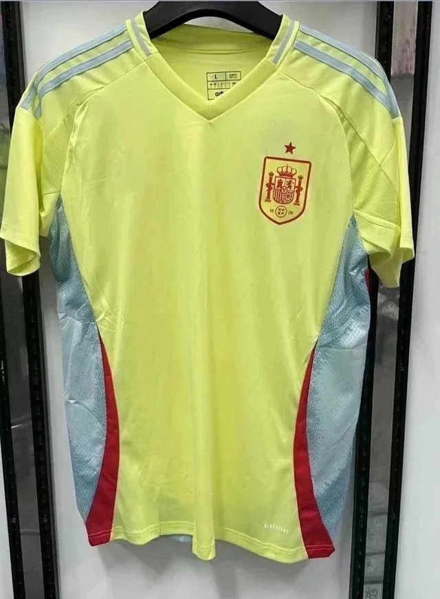 SPAIN TEAM JERSEY AWAY FOOTBALL SOCCER SHIRT 2024 ADIDAS YELLOW MEN sz M