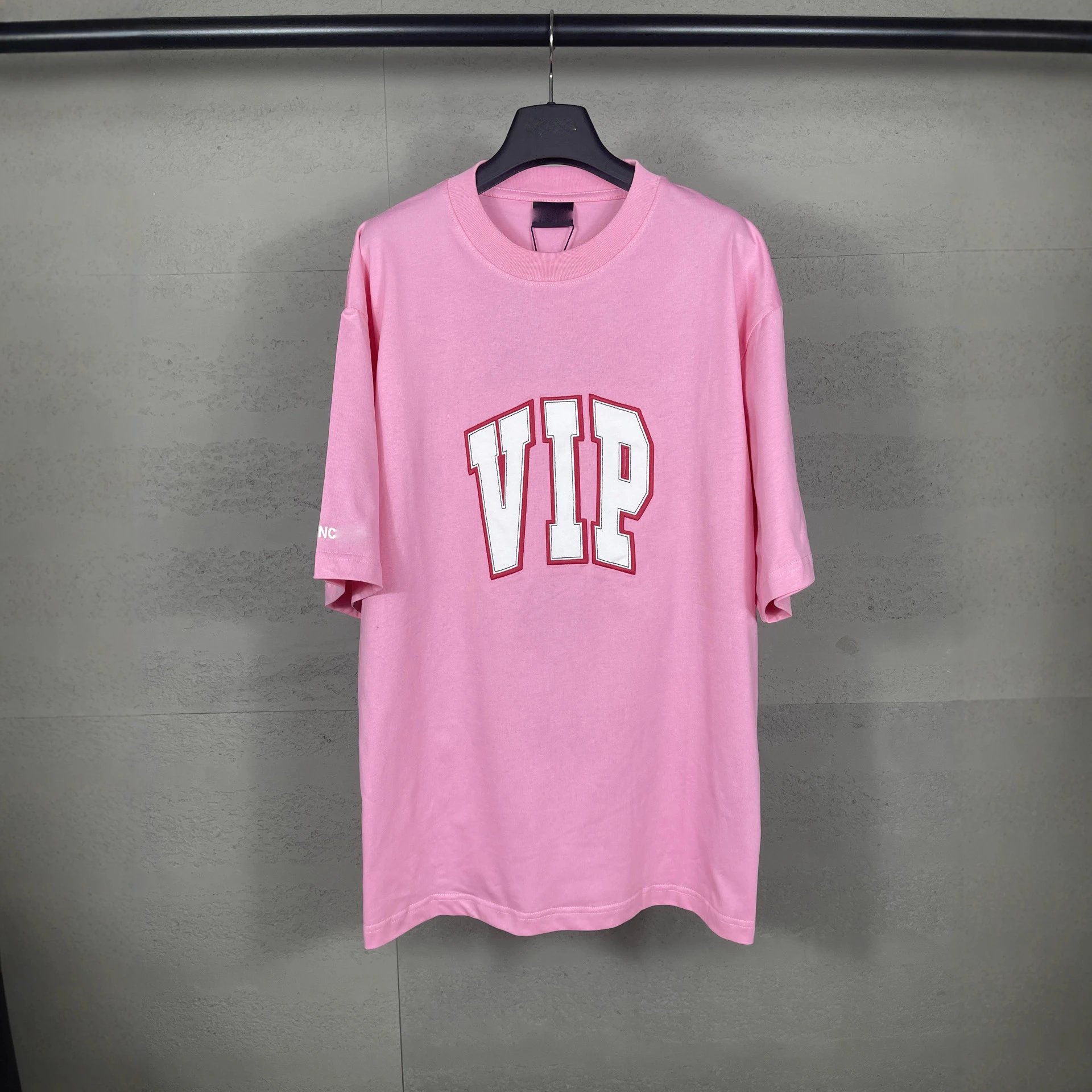 Balenciaga Chest VIP Letter Patch Sleeve Embroidery Logo Unisex Loose Short Sleeve Casual Couples