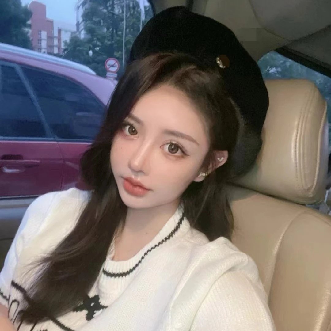 Chanel New Velvet Beret Elegant Versatile British Retro Online Famous Sweet Black Artist Hat