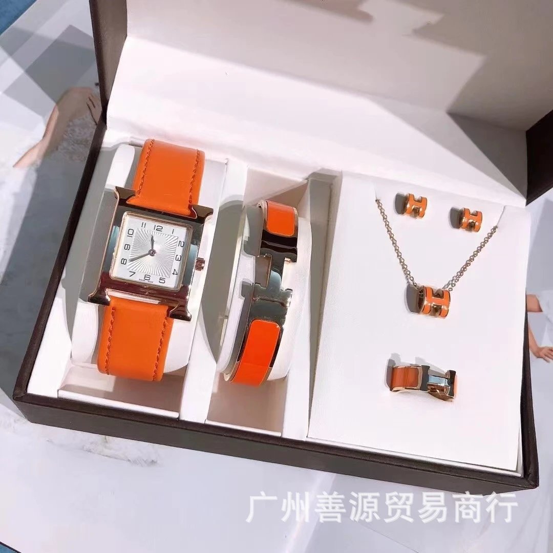 爱家五件套方形数字面石英女款钛钢饰品套装