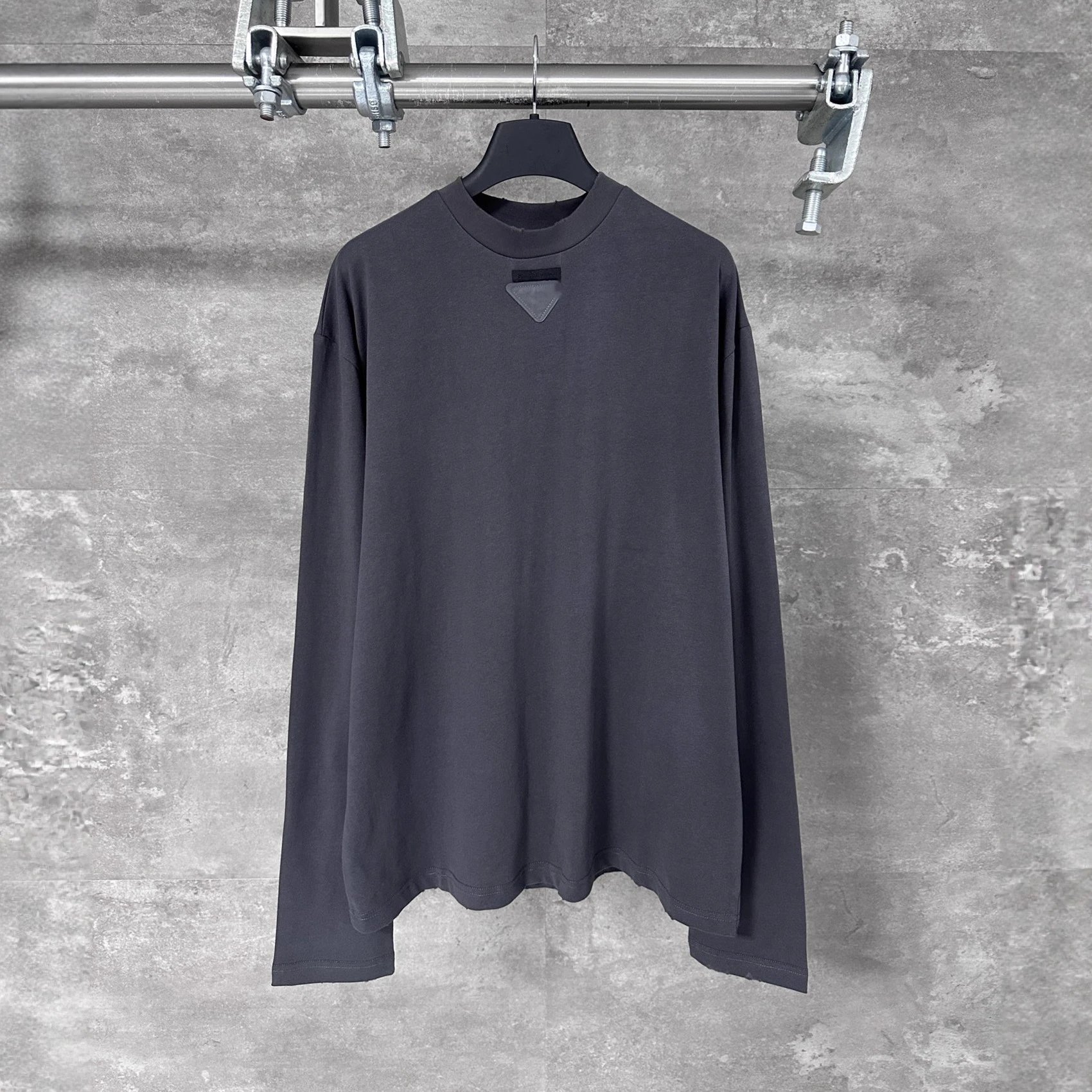 Prada celebrity style chest worn-out washed classic crewneck long sleeve T-shirt base layer