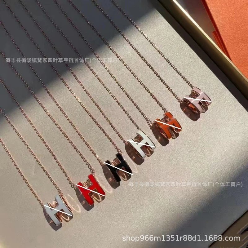 Hermès Classic Style H Letter Necklace for Women, Enamel Pendant Style Couple Collarbone Chain, Exquisite Luxury