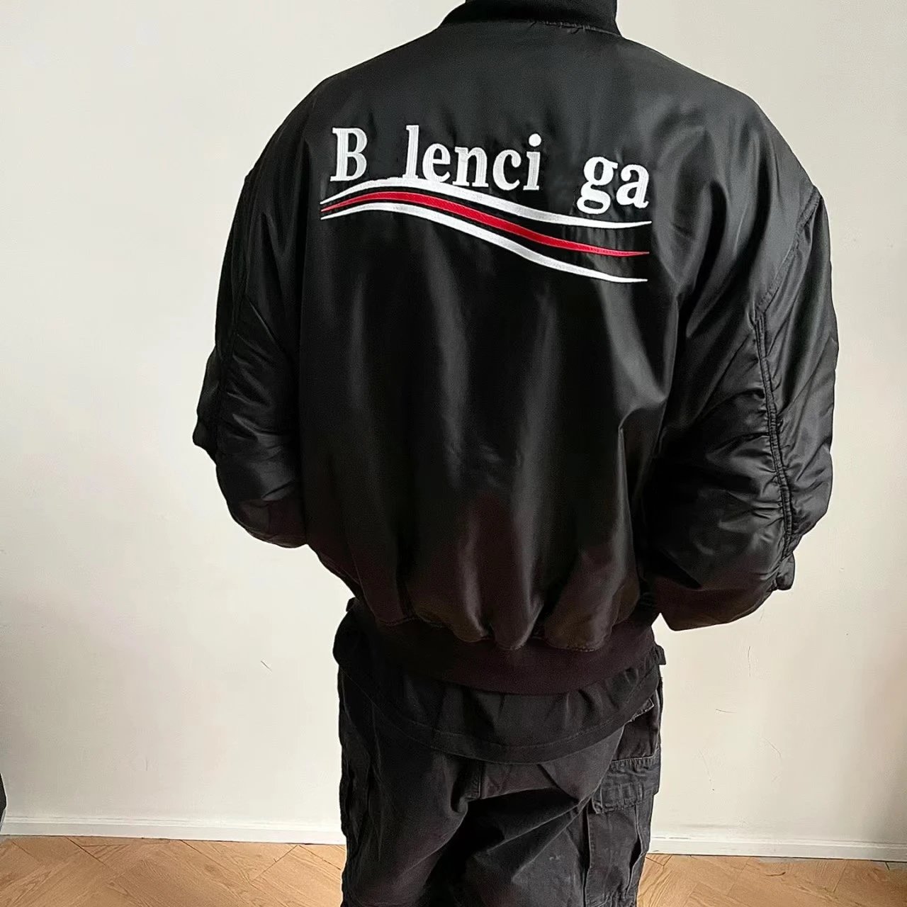 2025 New Balenciaga Embroidery Cola Wide Baseball Quilted Jacket Unisex