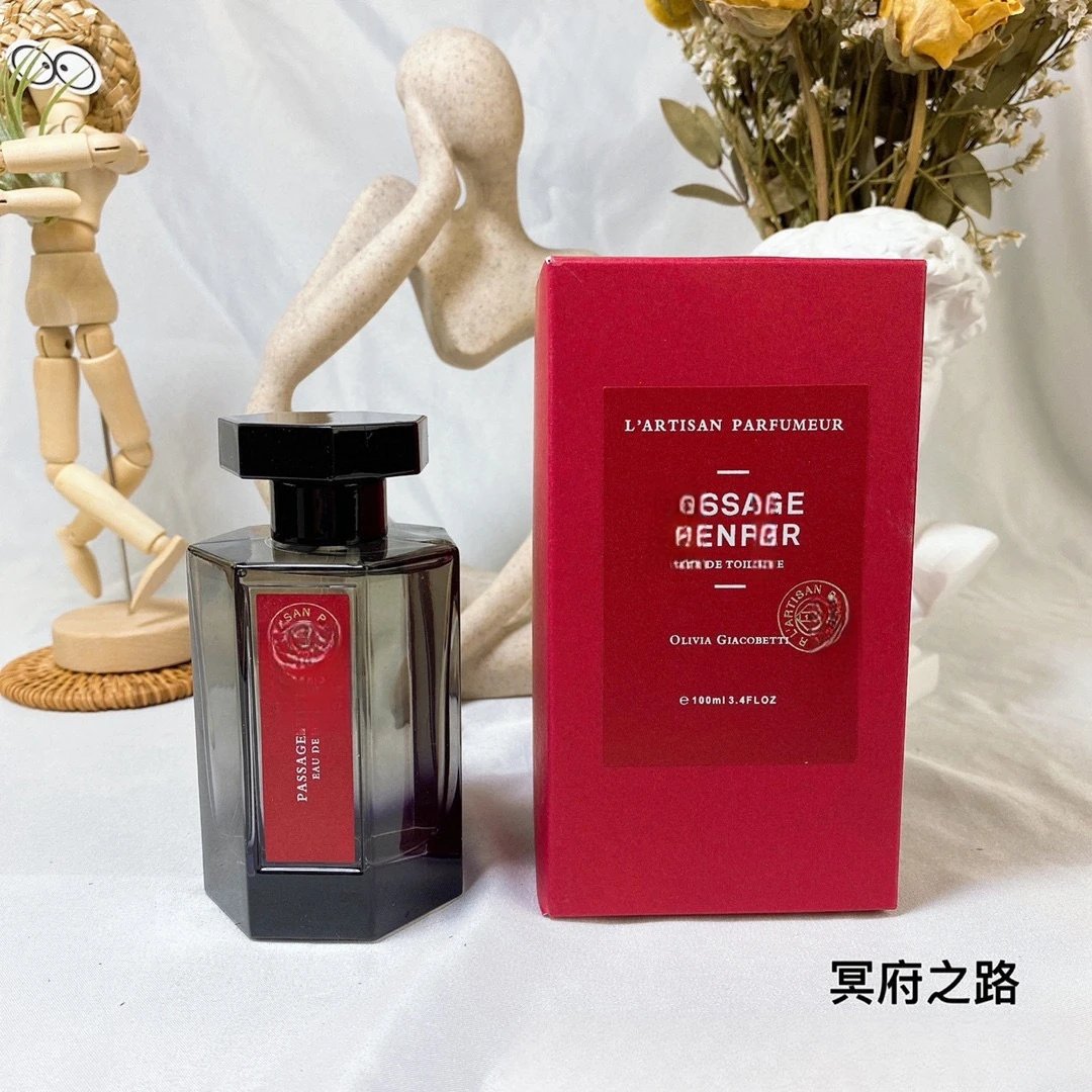 Perfume L'Artisan Parfumeur Passage d'Enfer, Premier Figuier Extrême, Fleur de Narcisse, Histoire d'Orangers Eau de Parfum - Woody Notes