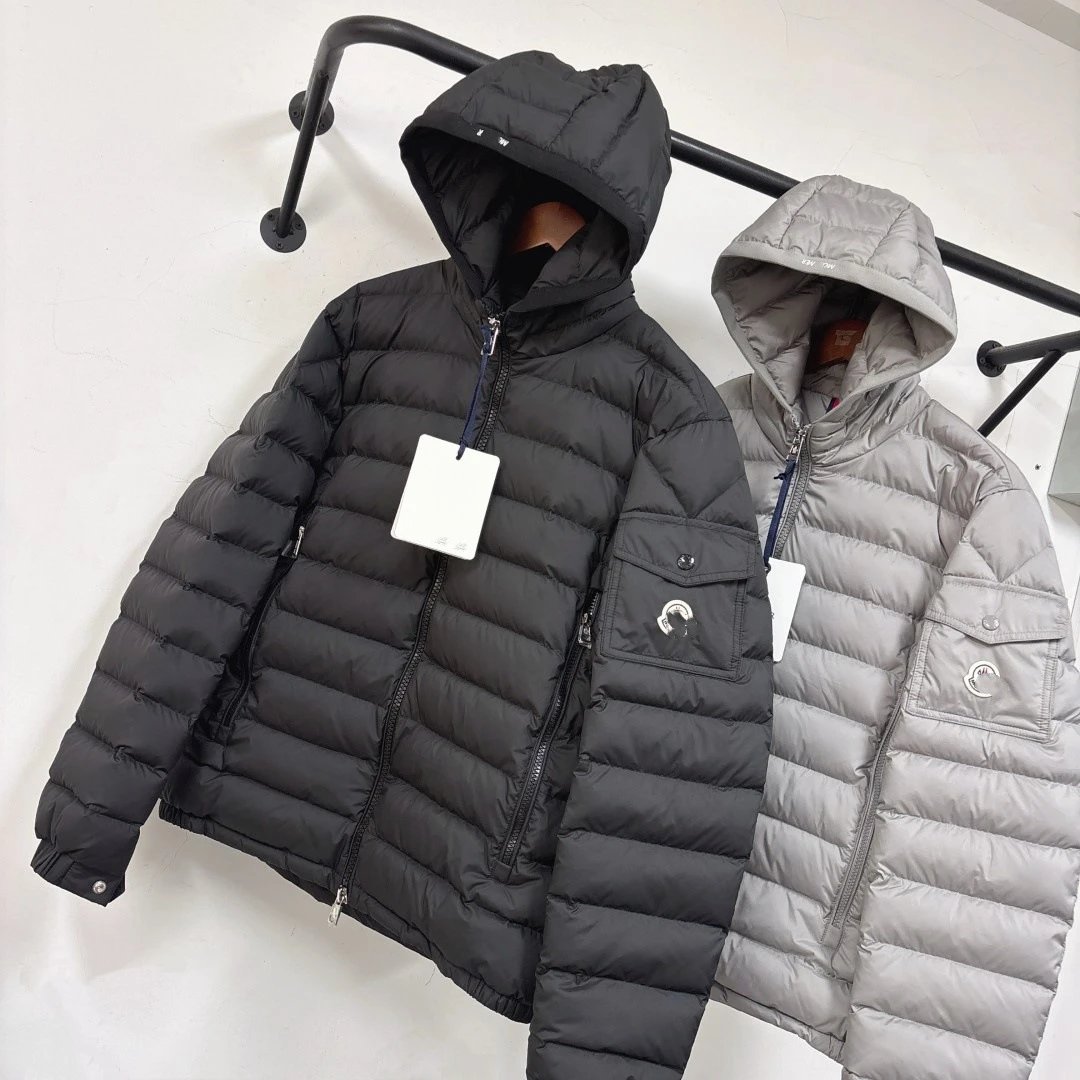 2025 Autumn Winter New Style Moncler Solid Color Lightweight 90% White Duck Down Warm Hooded Down Jacket