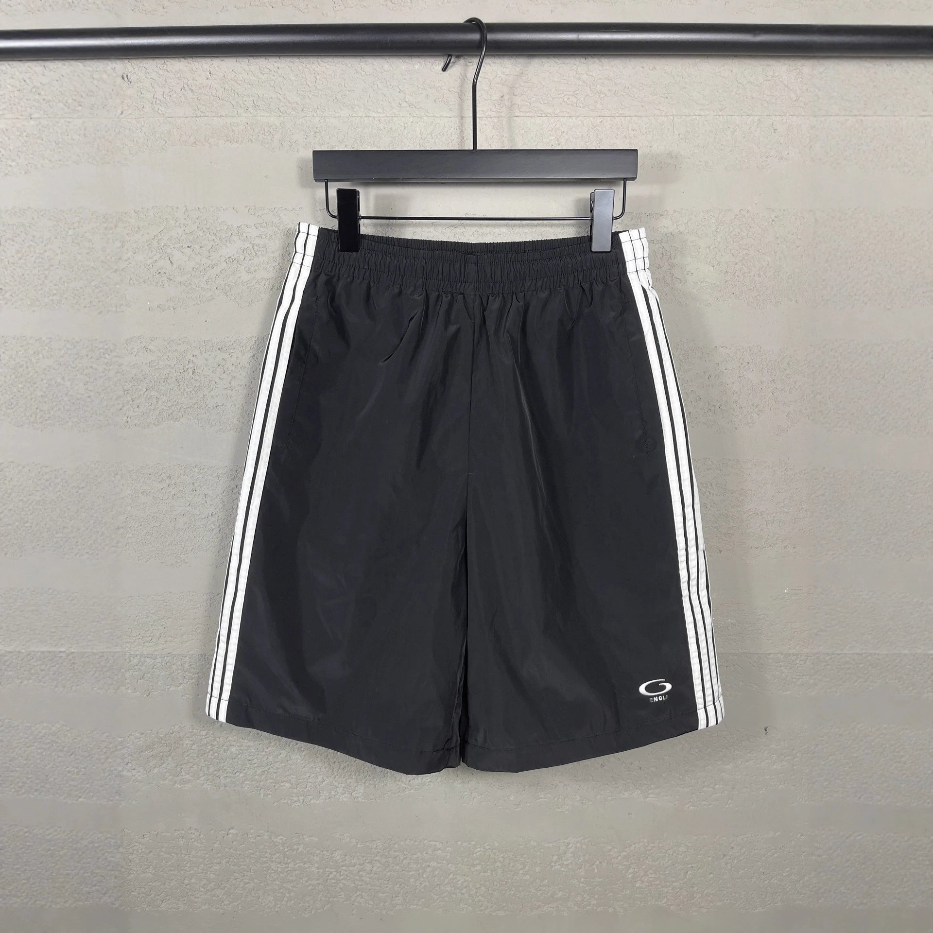 2025 Paris Classic Logo Embroidery Nylon Drawstring Shorts