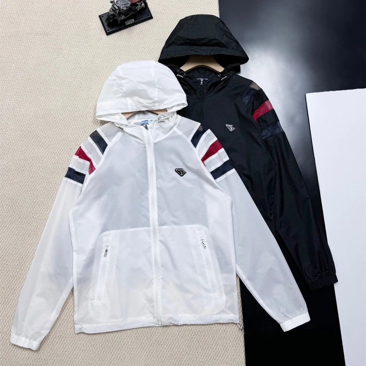2025 Spring Summer New Prada Logo Mesh Spliced Hooded Sun Protection Jacket Unisex