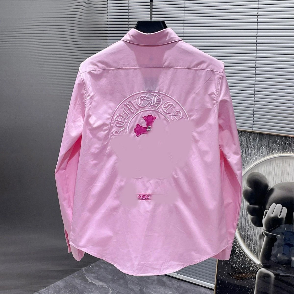 Chrome Hearts Embroidery Colorful Classic Cross Horseshoe Leather Patch Stud Pink Shirt Unisex Couple