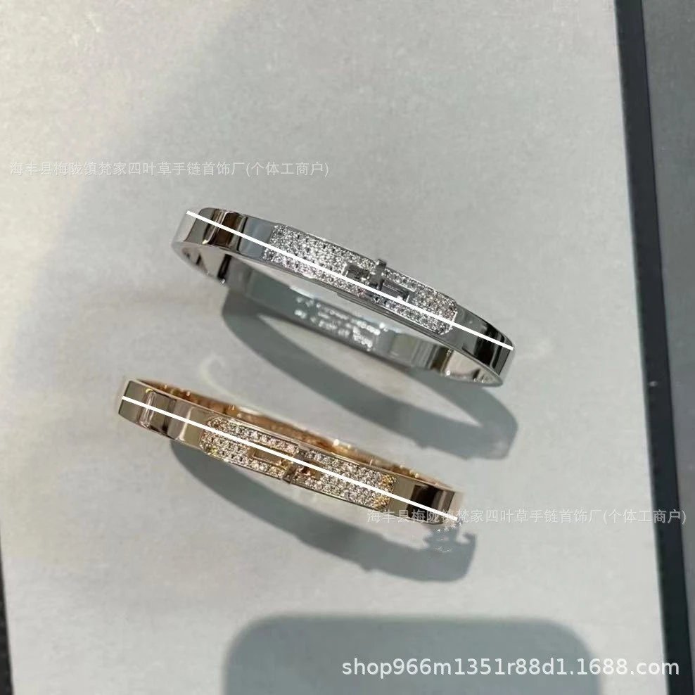 Hermès Pig Nose Kelly Bracelet, Precision Quality Full Diamond Bracelet, Knob Buckle Plated 18K Gold Rose Gold