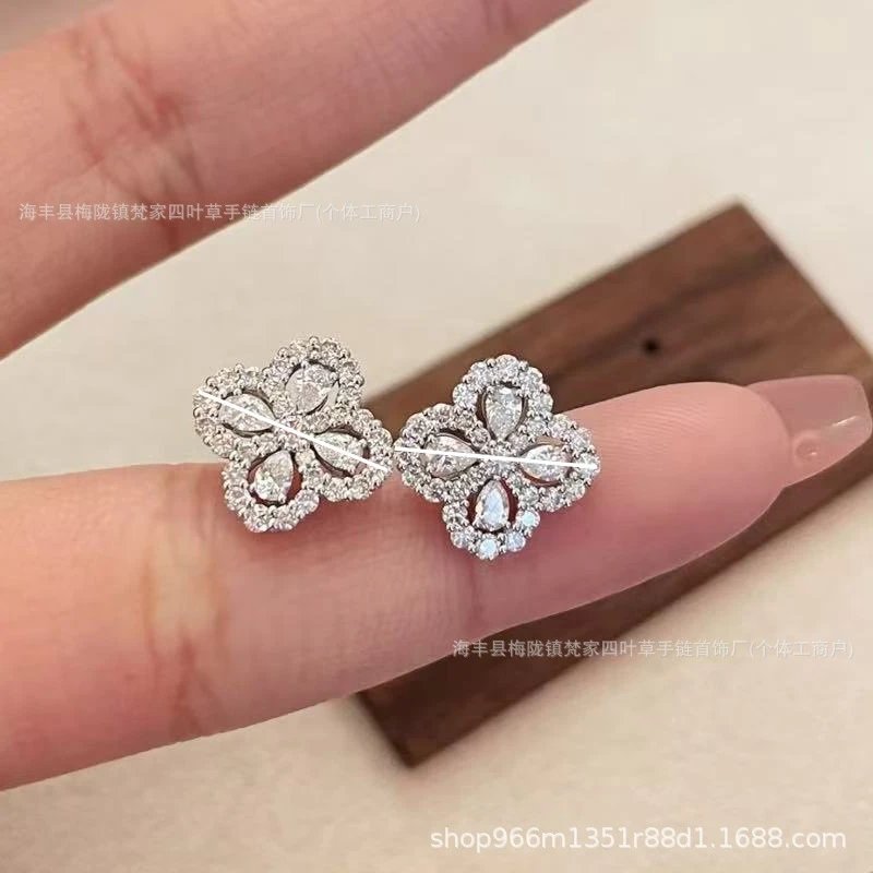 Loop Full Diamond Four-Leaf Clover Ear Studs for Women, Full Diamond Four-Leaf Clover Big Brand Sparkling Diamond Simple Silver Blue Sapphire Flower Earrin