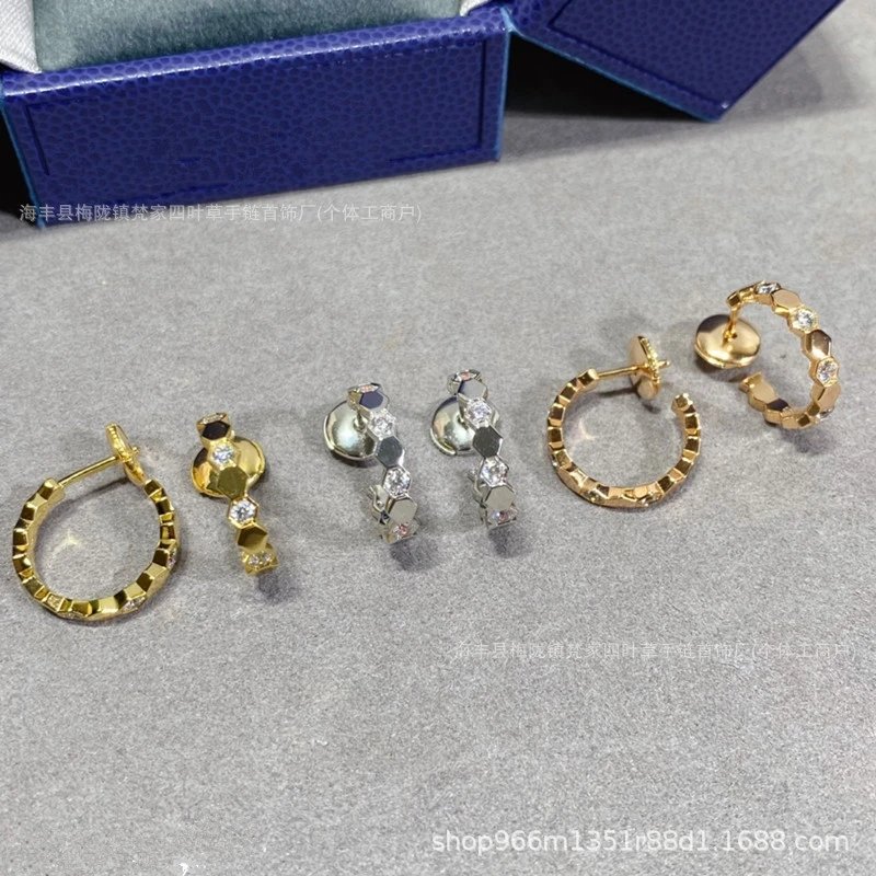 Honeycomb Earrings for Women, Interlaid Diamond Fashion High-End Rose Gold Honeycomb Ear Studs, CNC Craft Temperament Versatile, Internet Celebrity Hot Ite