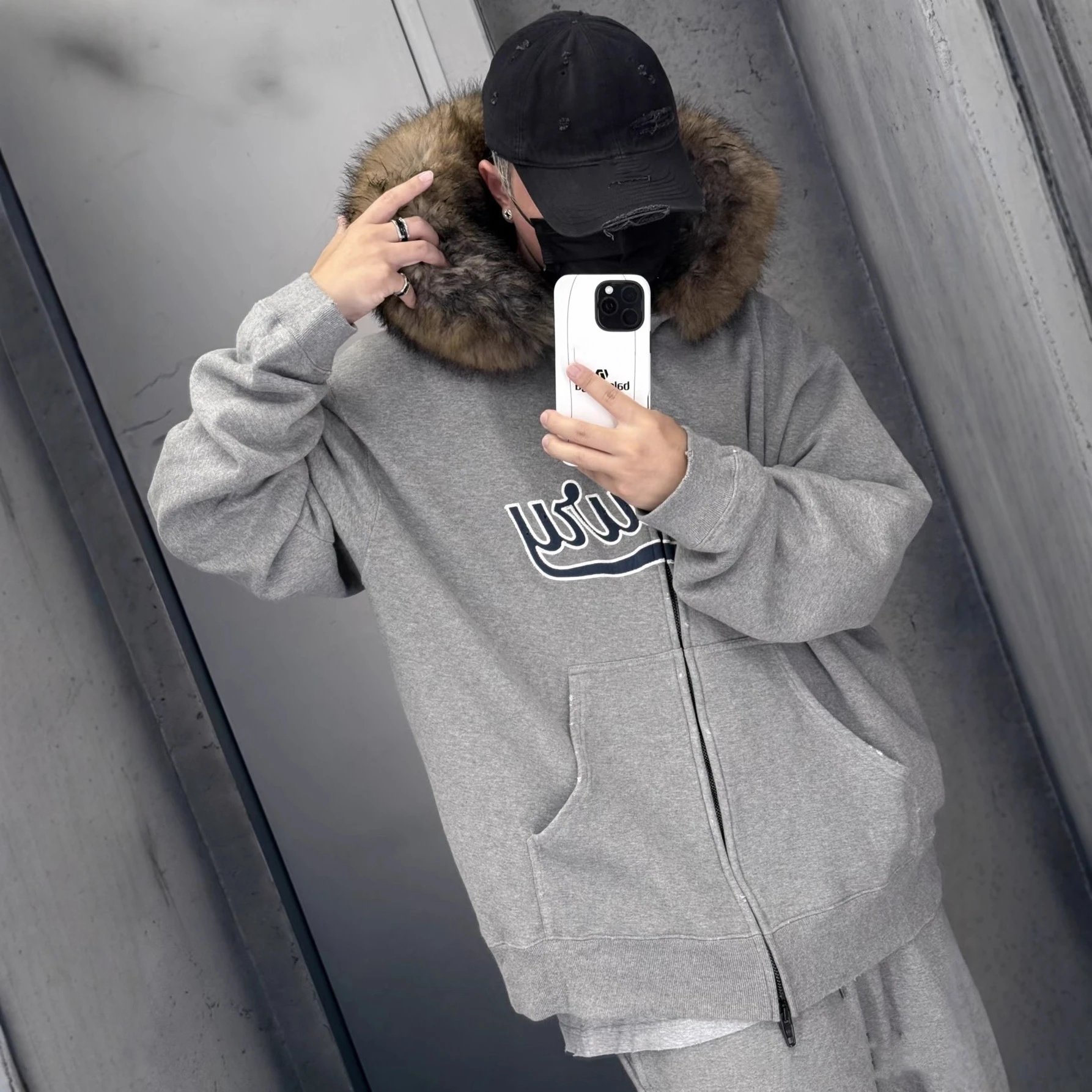 2025 New Balenciaga Fur Collar Zipper Hooded Fleece Zipper Jacket Unisex