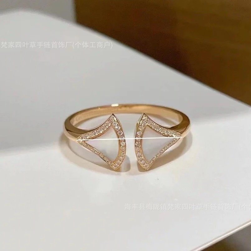 Bulgari Plated 18k Rose Gold Small Fan Open Ring, White Mother-of-Pearl Ring, Fan-shaped Couple Rings, Luxury High-End, Gift for Girlfriend