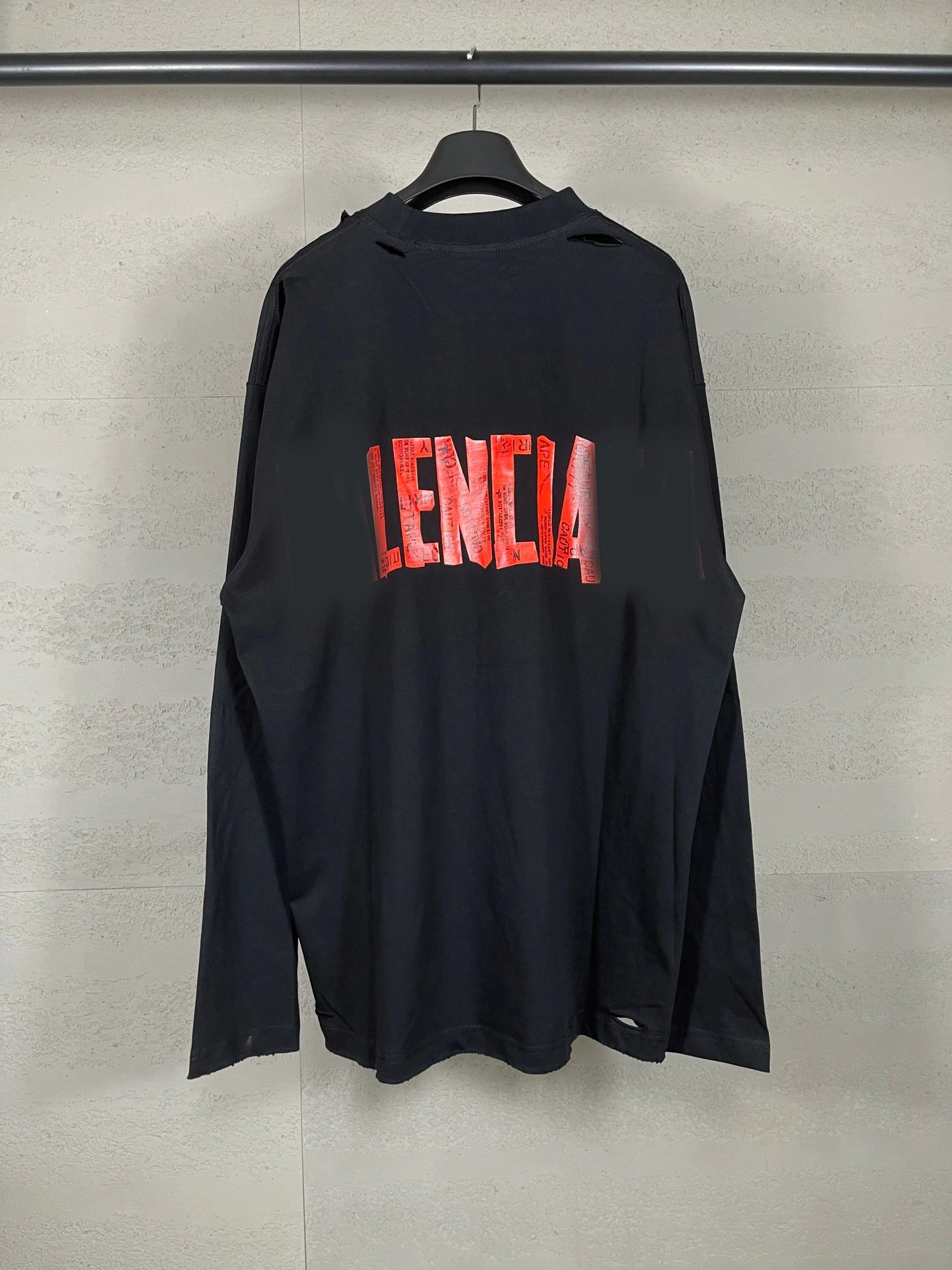 25SS Balenciaga Masking Tape Pull Print Garment Wash Frayed Distressed Long Sleeve T-Shirt Unisex Couple Style