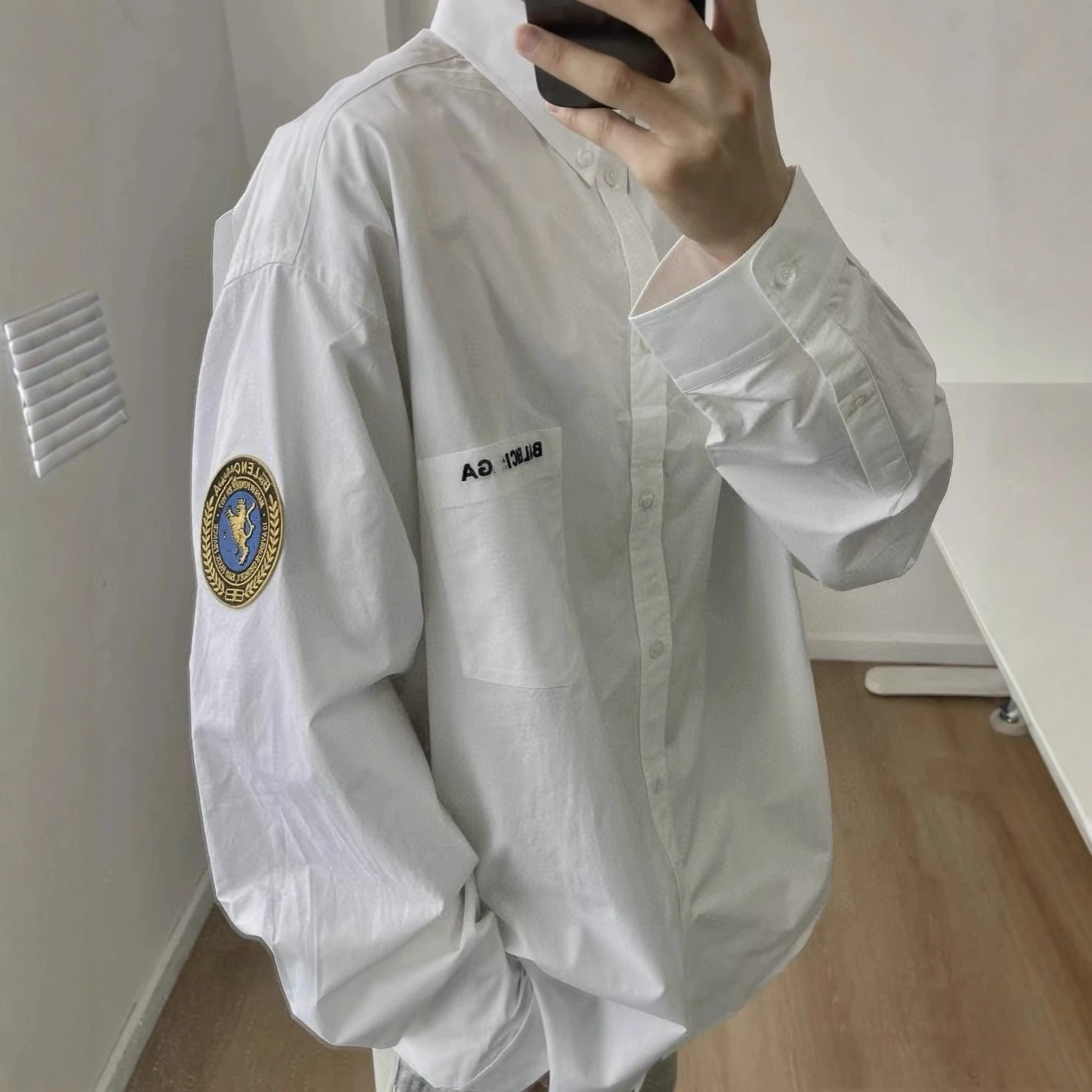 Balenciaga Manchester United Collaboration Lion Embroidery Linen Cardigan Shirt Unisex