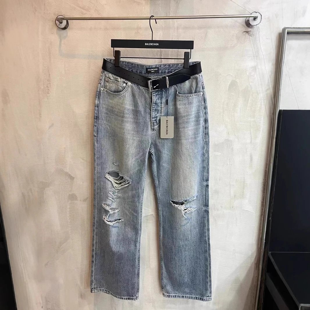 2025 Spring New Parisian B-Brand Ripped Jeans with Belt Integration