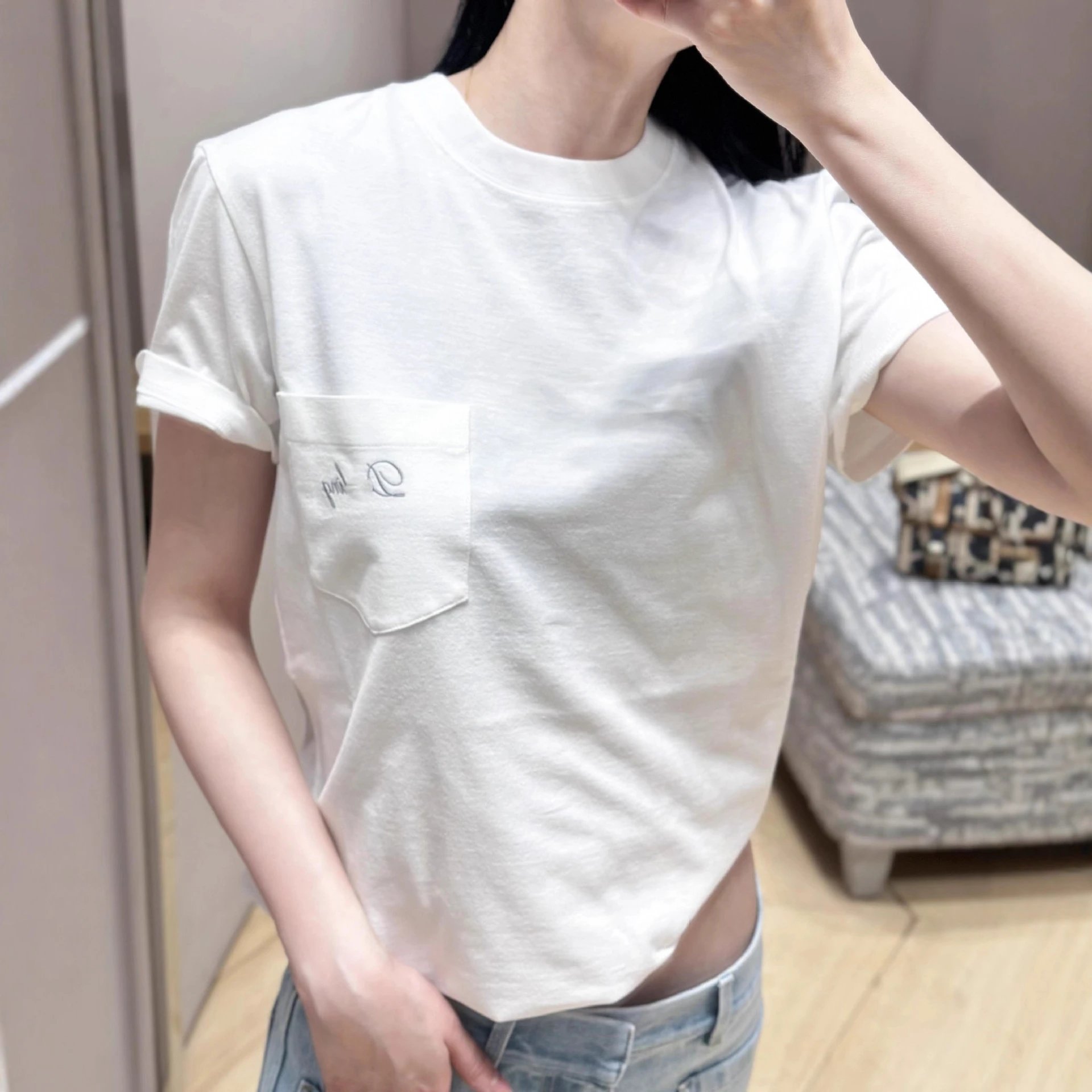 2025 New Dior Pocket Letter Embroidery Minimalist Solid Color Short Sleeve T-shirt Base Layer Unisex