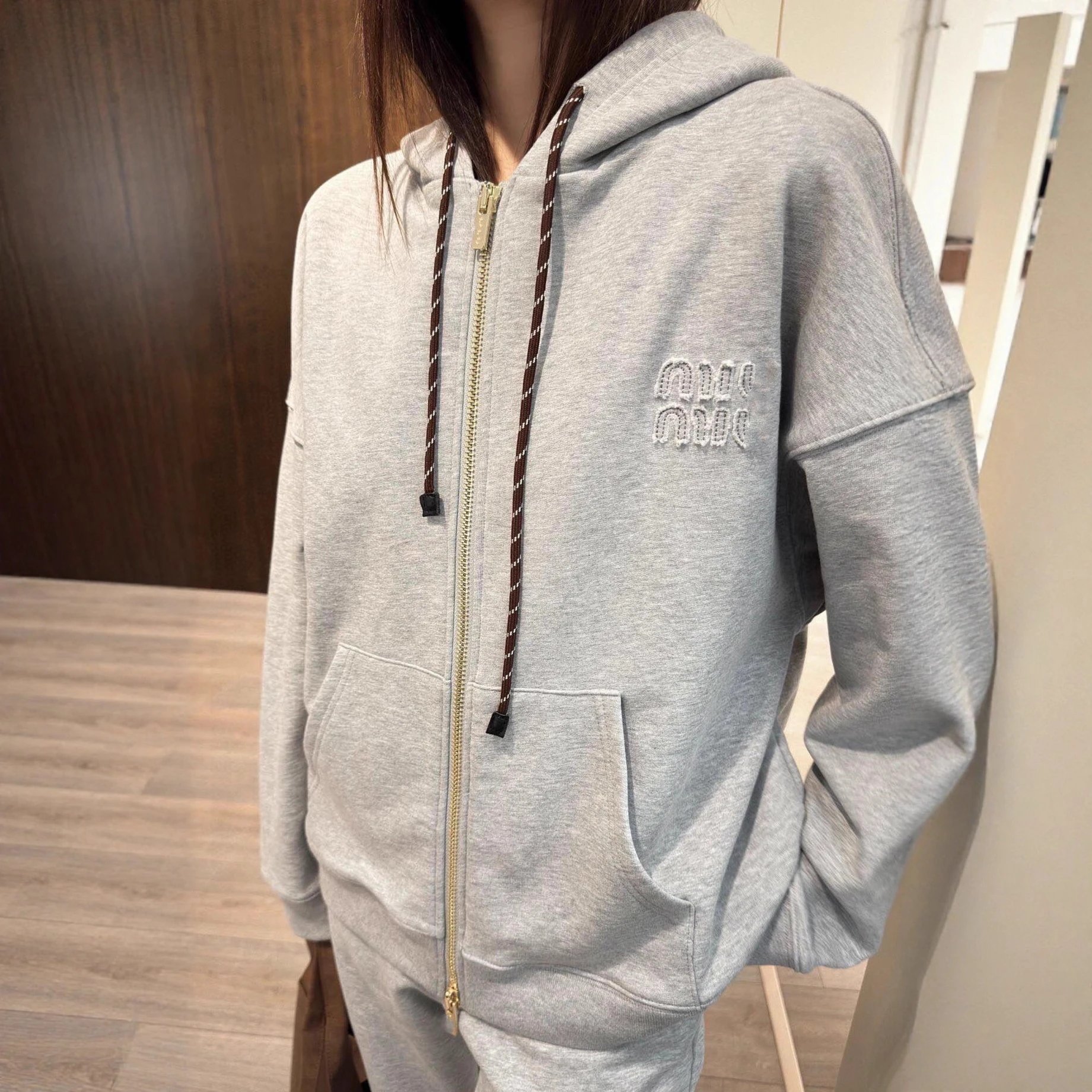 New style Miu Miu patch embroidery letter zipper sweatshirt jacket outerwear men's and women's