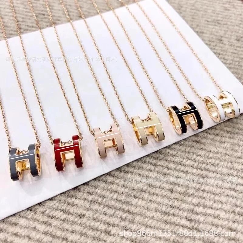 Hermès Plated 18K Gold H Letter Necklace for Women, Classic Enamel Pendant Luxury Collarbone Chain, Gift for Best Friend