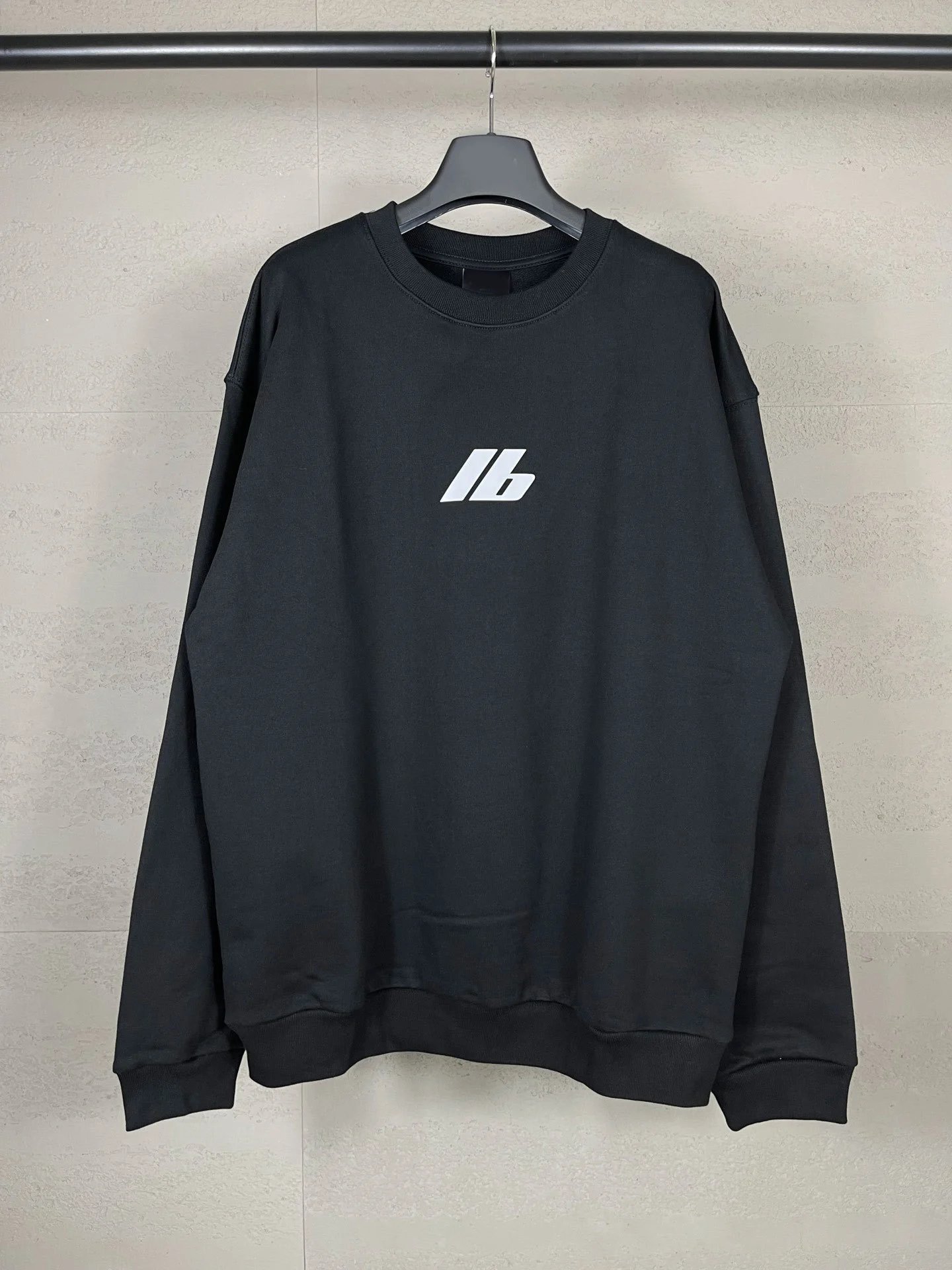 Balenciaga Front and Back LOGO Reflective Letter Pullover Round Neck Hoodie Unisex Same Style Loose Casual Versatile