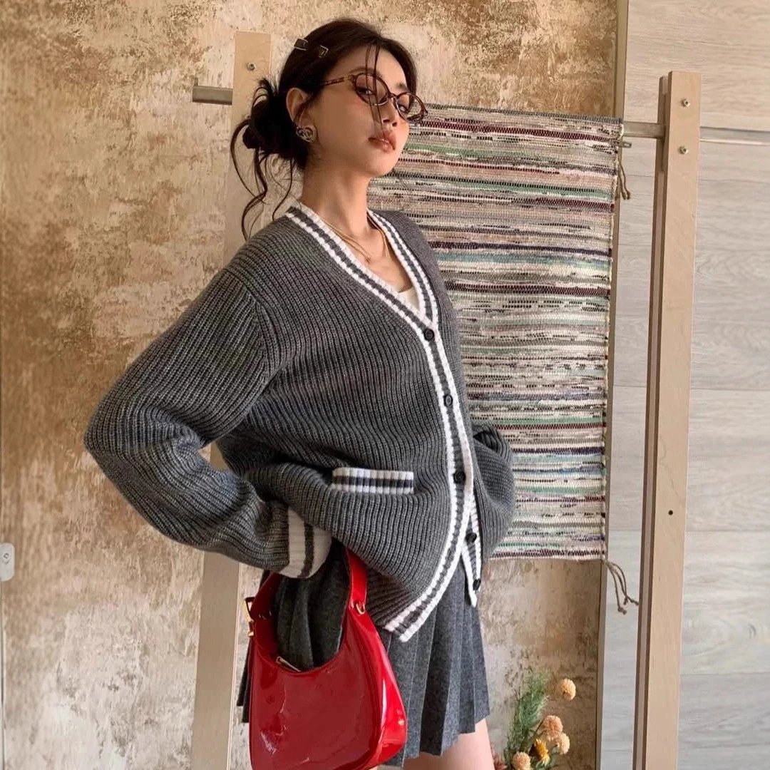 Miu Miu Celebrity Same Lazy Academy Color Block V Neck Knit Wool Cardigan