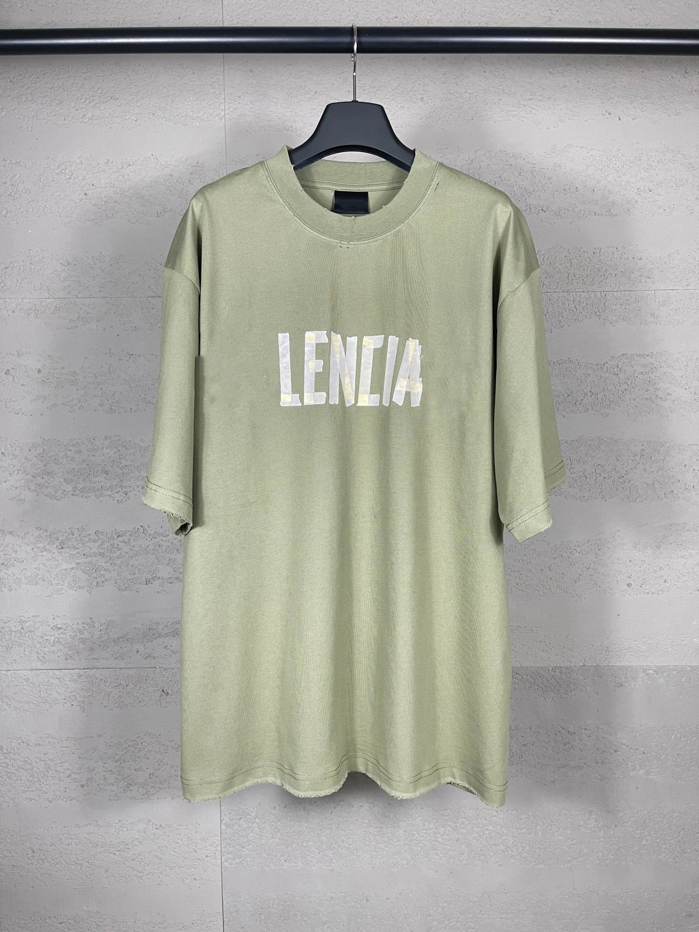 25SS Latest Classic Tape Print Garment Wash Distressed Short Sleeve T-shirt Loose Unisex