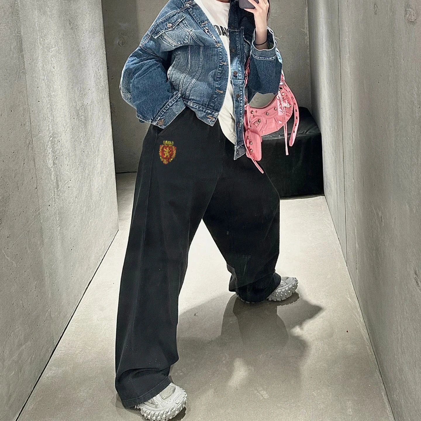 Balenciaga Manchester United Shield Embroidery Hot Item Washed Vintage Ripped Destroyed Straight Pants Sweatpants