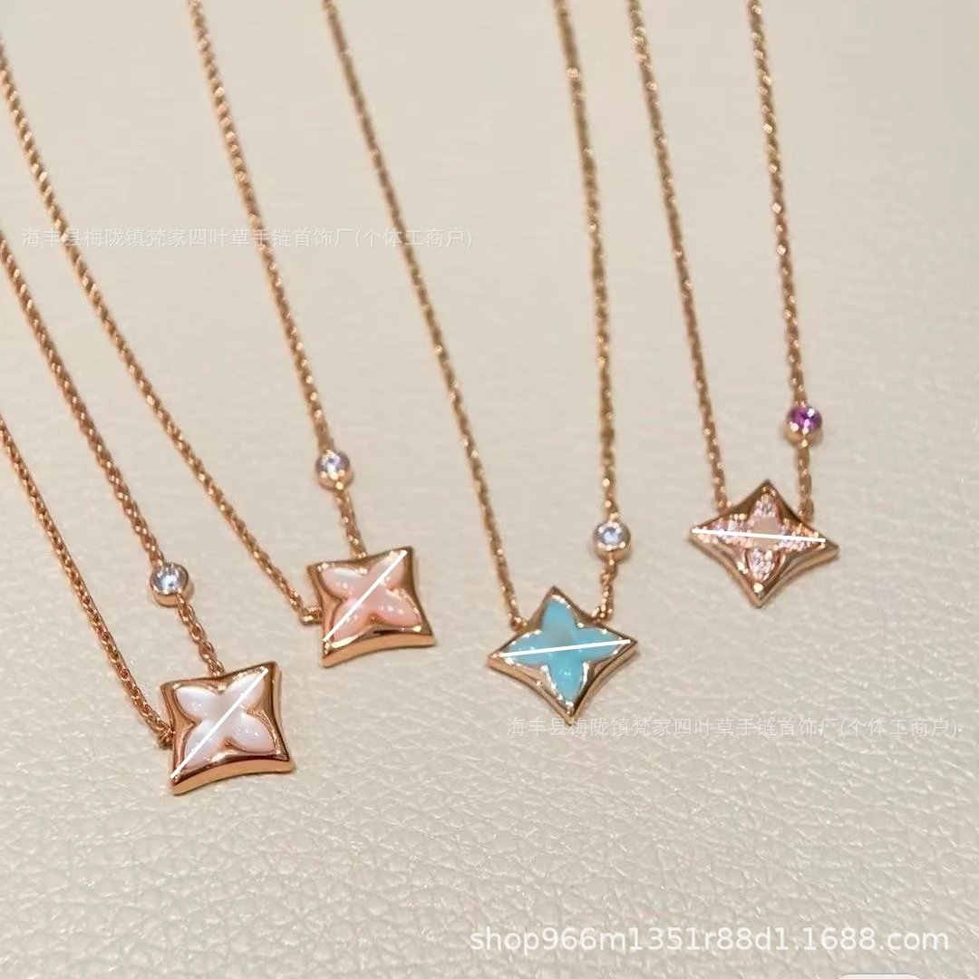 LV Family Diamond Four-Leaf Clover Necklace, Rose Gold Four Flower Mother-of-Pearl Bracelet, Vintage Silver Jewelry Ring Accessories