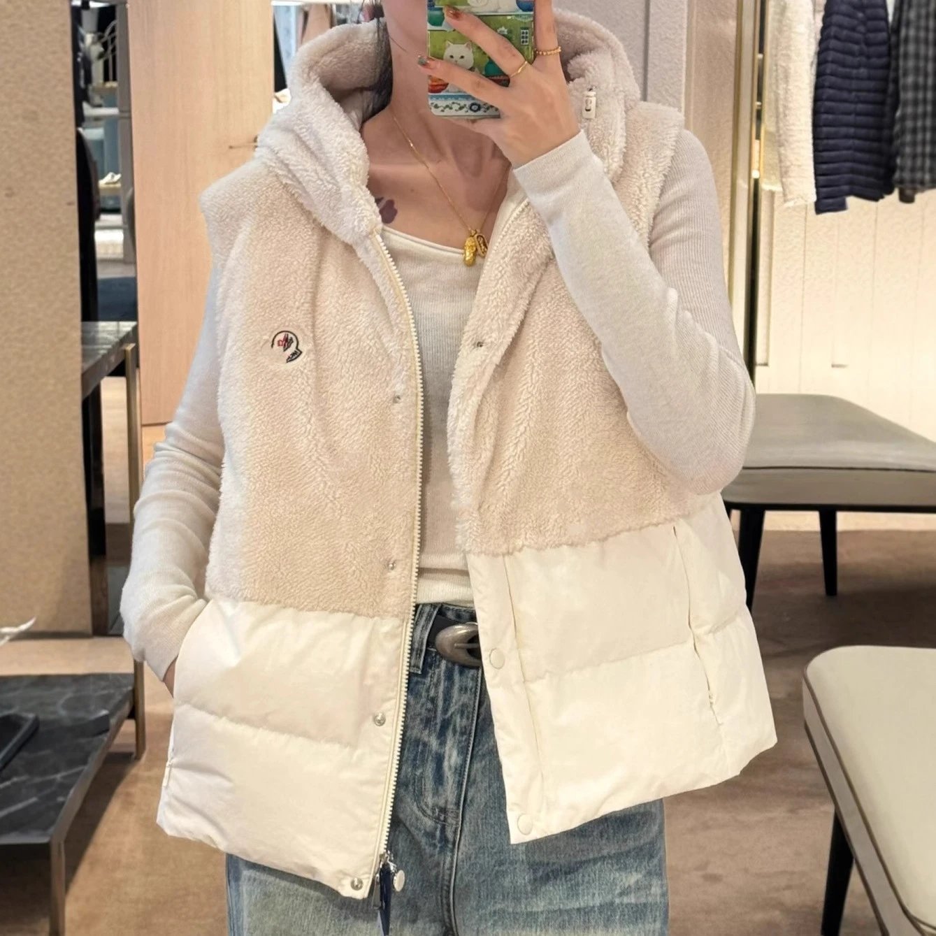 2025 Autumn Winter New Style Moncler Internet Famous Style Women's Teddy Fur Hooded Down Vest