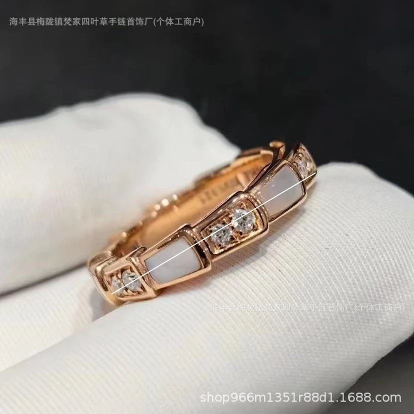 Bulgari White Mother-of-Pearl Ring for Women, Design 18K Rose Gold, High-End Diamond-studded, Internet Celebrity Fashion Snake Bone Ring