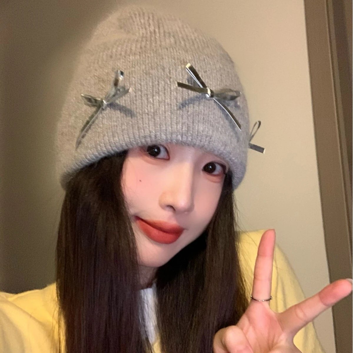 Autumn Winter New Rabbit Fur Silver Label Bow Beanie Women Sweet Headwarmer Cold Hat Versatile Knit Hat