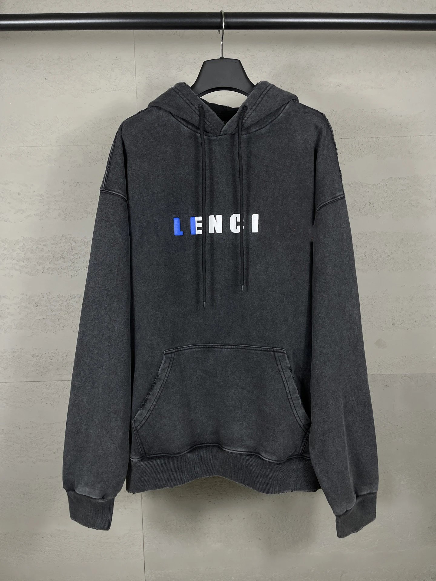 2025 Balenciaga English Colorful LOGO Foam Print Wash Frayed Distressed Hoodie Loose Men's Style