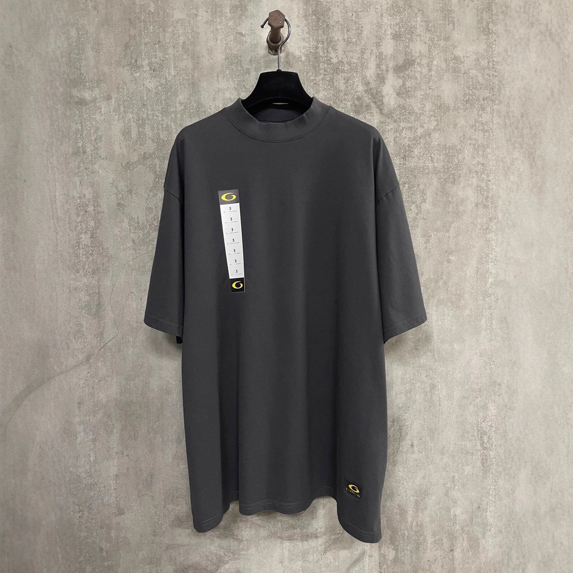 2025 New Balenciaga Label Series Minimalist Solid Color Short Sleeve T-shirt Unisex