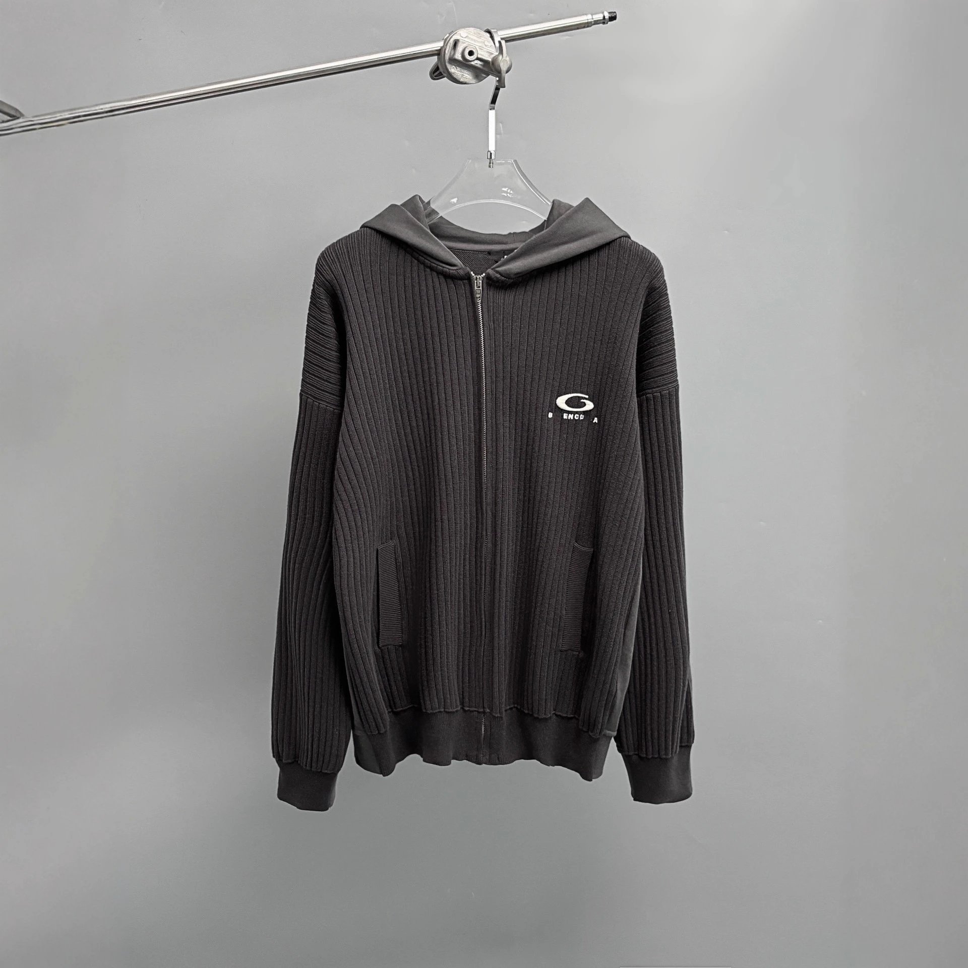 2025 new style Balenciaga heavy work style back panel hooded sweatshirt spliced front panel sweater