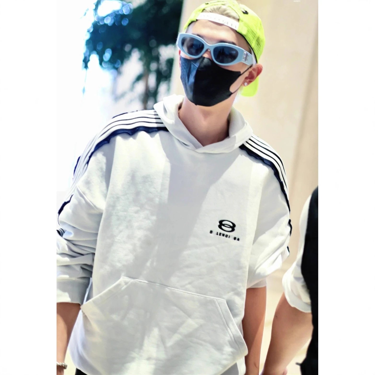 Balenciaga Lu Han same style emblem embroidery five stripes patch sport hooded sweatshirt