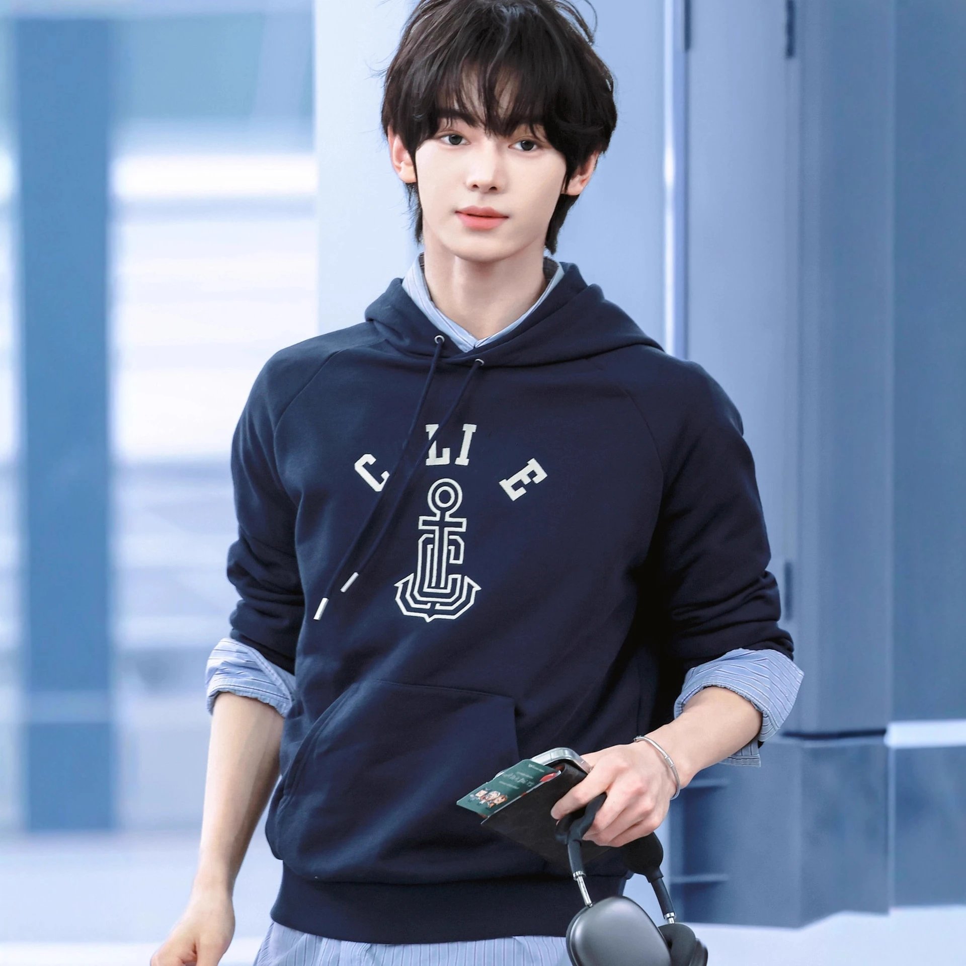 2025 new style CELINE women's navy blue anchor flocked hooded sweatshirt