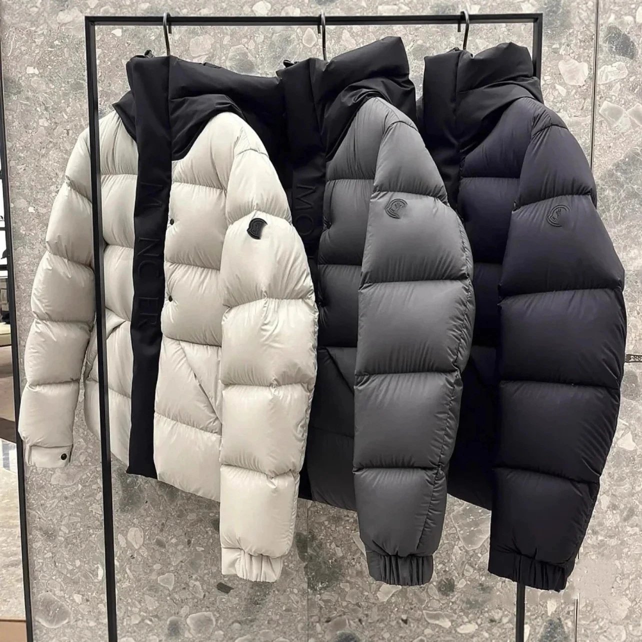 Moncler Style Black Samurai Short Style Men's 90% White Duck Down Jacket