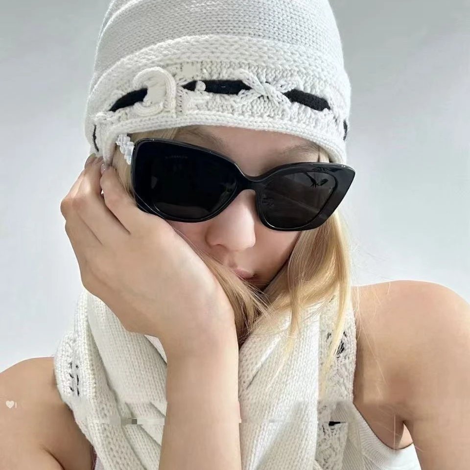 Chanel Versatile Hollow Knit Hat Breathable Summer Handmade Crochet Headwarmer