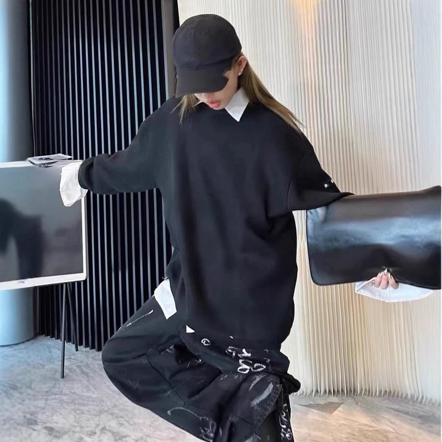 Balenciaga Little Red Book Viral Arm Balenciaga Small Label Round Neck Pullover Sweater Unisex