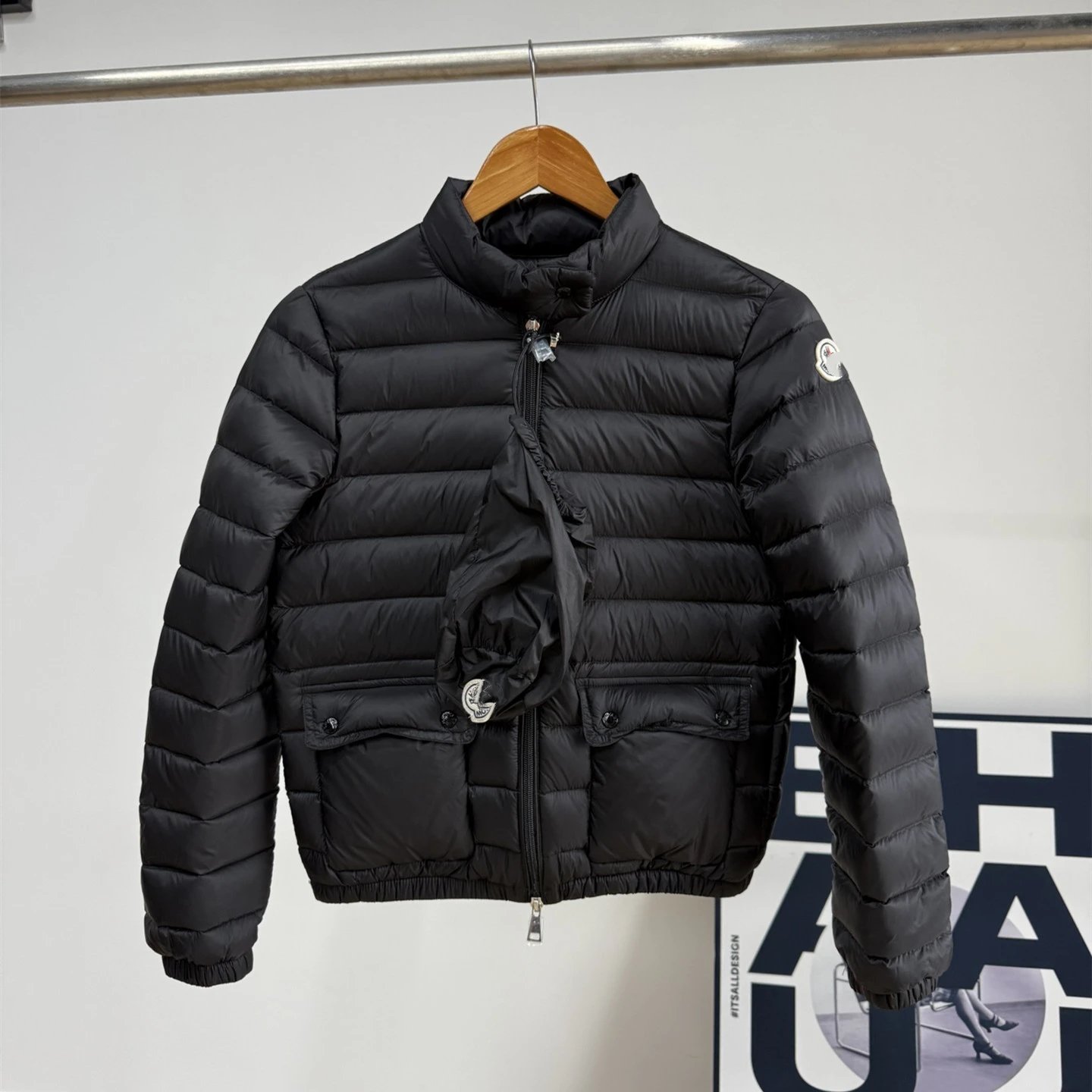 2025 Early Autumn New Style Moncler Lightweight Inner Layer Warm White Duck Down Base Layer for Men and Women
